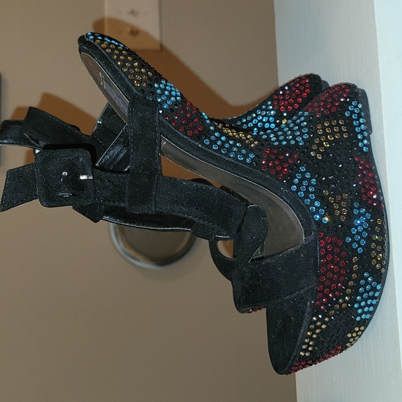 SOLD Platform Curve Heeled Platform - Picture 7 of 13